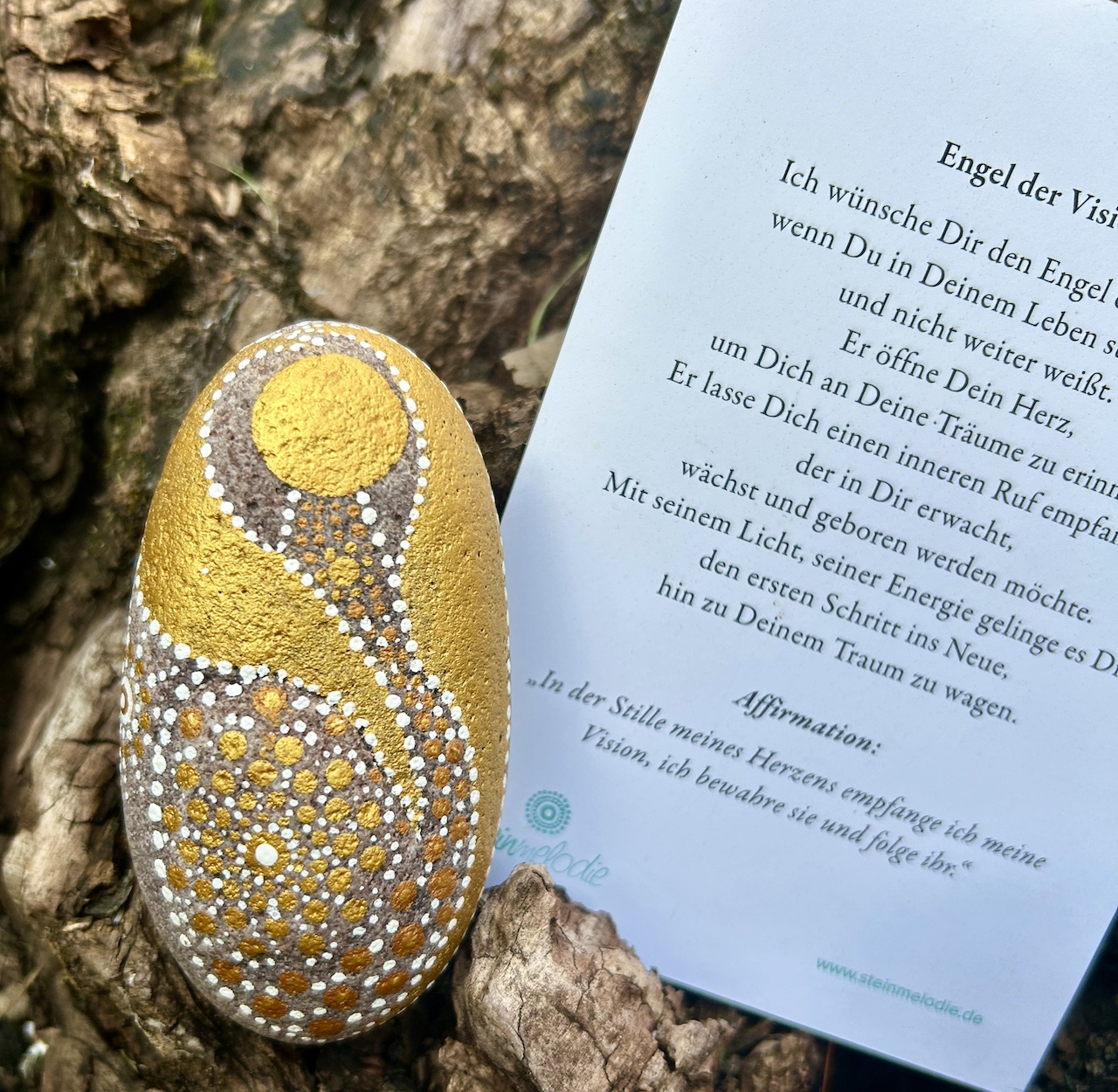 Bemalter Stein mit Engel mit Begleittext