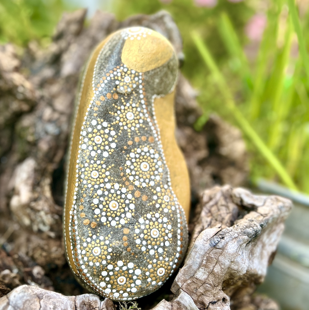 Bemalter Stein mit Engel